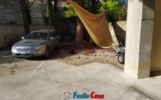 MAGAZZINO IN AFFITTO A FORMIA CENTRO