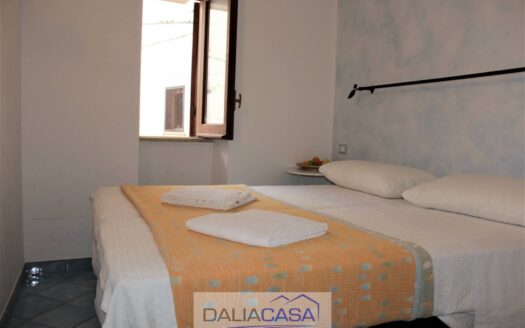 CASA SINGOLA IN VENDITA FORMIA