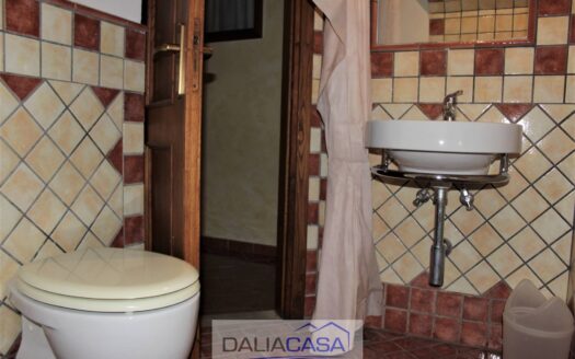 CASA SINGOLA IN VENDITA FORMIA