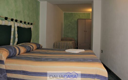 CASA SINGOLA IN VENDITA FORMIA