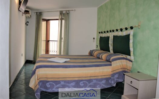 CASA SINGOLA IN VENDITA FORMIA