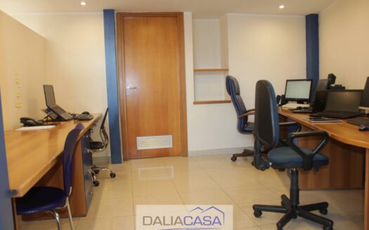 LOCALE COMMERCIALE IN AFFITTO FORMIA