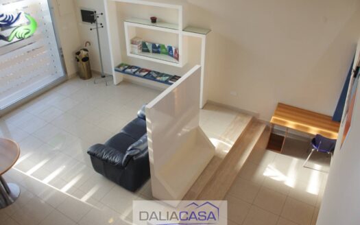 LOCALE COMMERCIALE IN AFFITTO FORMIA