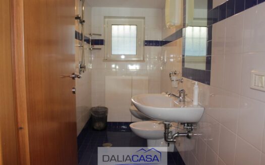 LOCALE COMMERCIALE IN AFFITTO FORMIA