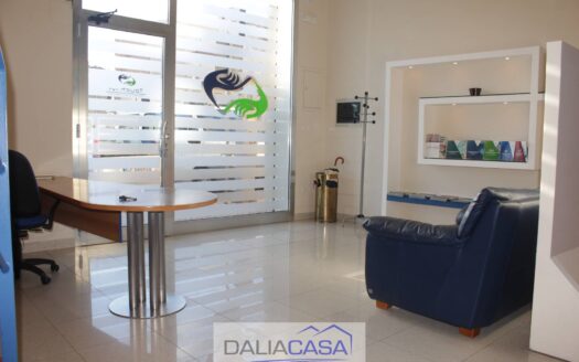LOCALE COMMERCIALE IN AFFITTO FORMIA