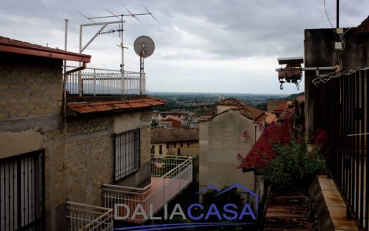 CASA SINGOLA IN VENDITA CASTELFORTE