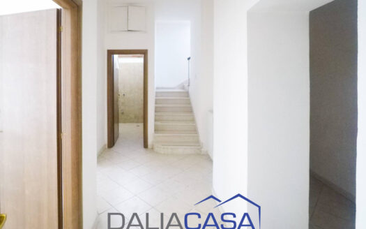 VILLA IN VENDITA FORMIA