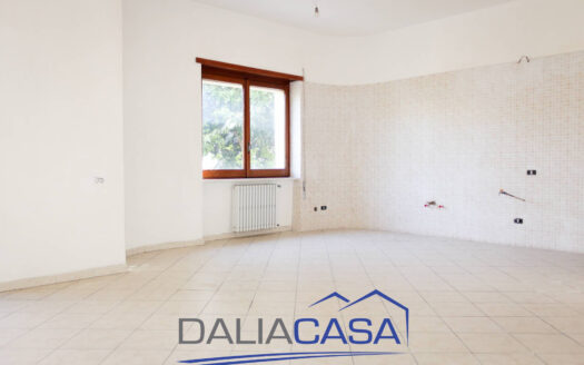 VILLA IN VENDITA FORMIA