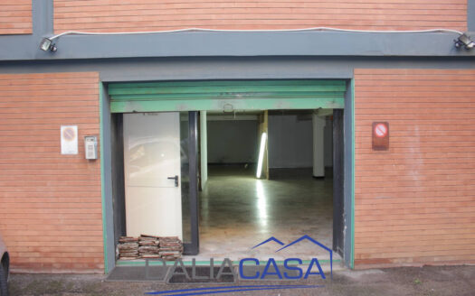 LOCALE COMMERCIALE IN AFFITTO FORMIA