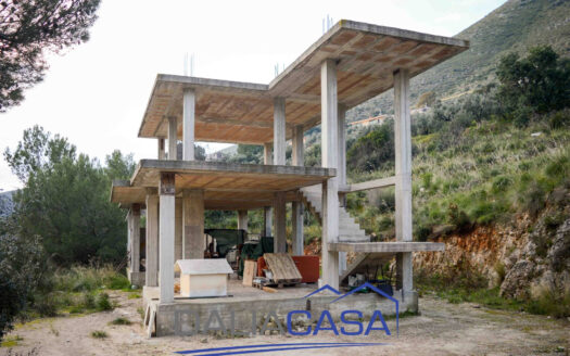 CASA SINGOLA IN VENDITA ITRI