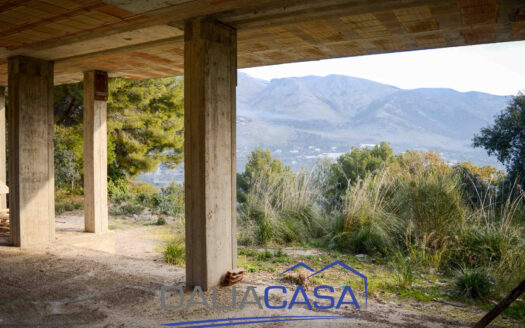 CASA SINGOLA IN VENDITA ITRI