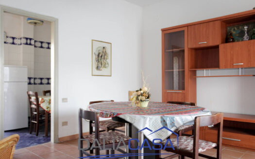 VILLETTA A SCHIERA IN VENDITA FORMIA