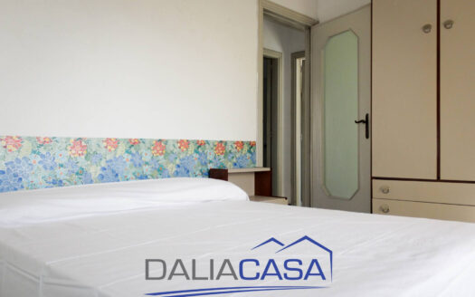 VILLETTA A SCHIERA IN VENDITA FORMIA