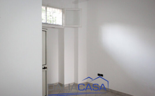 LOCALE COMMERCIALE IN AFFITTO FORMIA