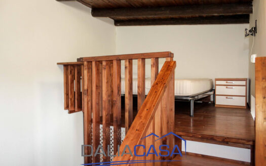 VILLA A SCHIERA IN AFFITTO FORMIA