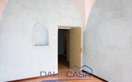CASA SINGOLA IN VENDITA ITRI