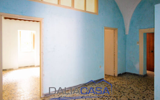 CASA SINGOLA IN VENDITA ITRI