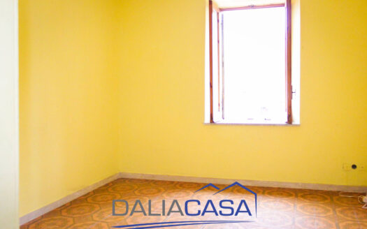CASA SINGOLA IN VENDITA ITRI