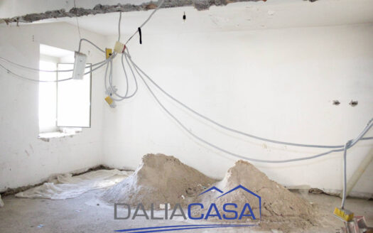 CASA SINGOLA IN VENDITA ITRI