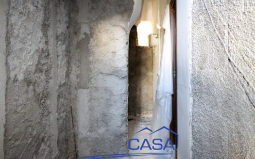 CASA SINGOLA IN VENDITA ITRI