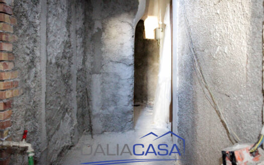 CASA SINGOLA IN VENDITA ITRI