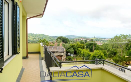 VILLA IN VENDITA MINTURNO