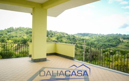 VILLA IN VENDITA MINTURNO