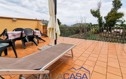 VILLA IN VENDITA VENTOTENE