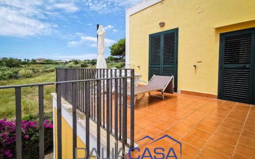 VILLA IN VENDITA VENTOTENE