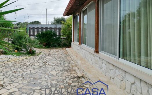 VILLA IN AFFITTO FORMIA