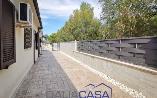 VILLA IN VENDITA MINTURNO