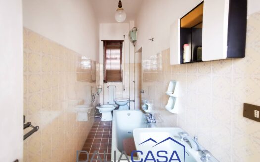 CASA SINGOLA IN VENDITA CASTELFORTE