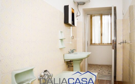 CASA SINGOLA IN VENDITA CASTELFORTE