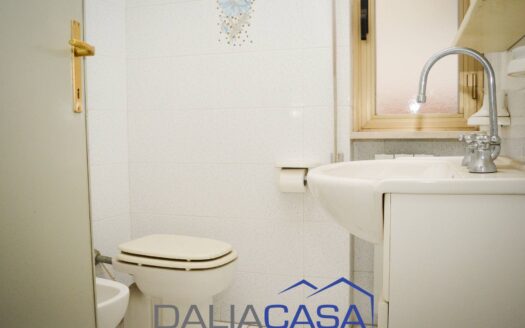 CASA SINGOLA IN VENDITA CASTELFORTE