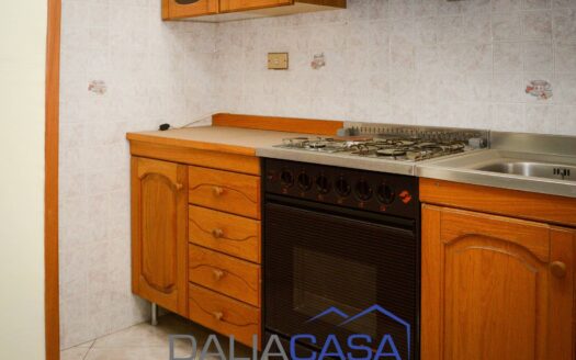 CASA SINGOLA IN VENDITA CASTELFORTE