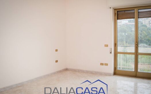 CASA SINGOLA IN VENDITA CASTELFORTE