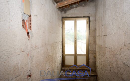 CASA SINGOLA IN VENDITA CASTELFORTE