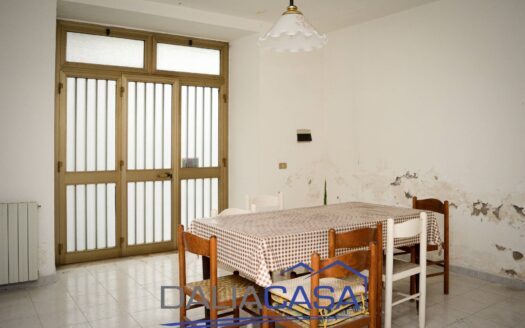 CASA SINGOLA IN VENDITA CASTELFORTE