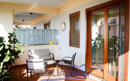 VILLA IN VENDITA PENITRO