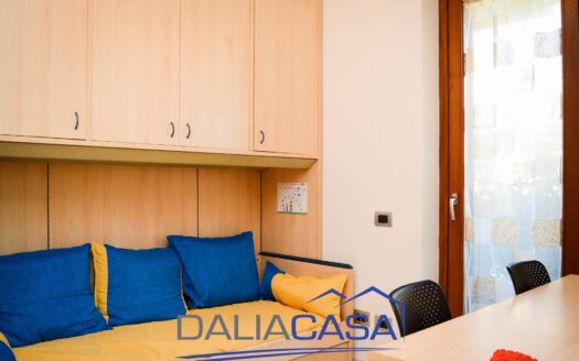 VILLA IN VENDITA PENITRO