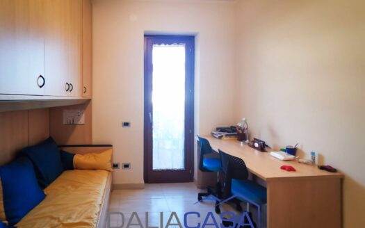 VILLA IN VENDITA PENITRO