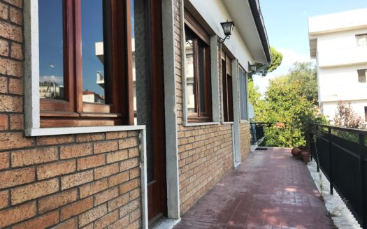 Villa bifamiliare, Via Armando Diaz, 3