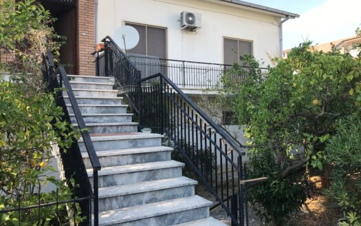 Villa bifamiliare, Via Armando Diaz, 3