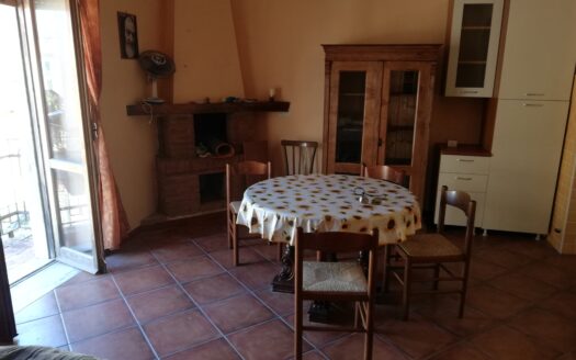 Scauri Trilocale Via Roma