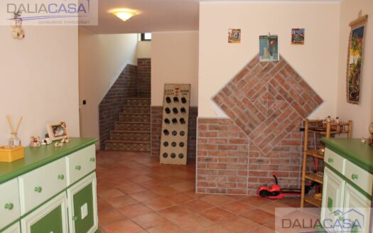 VILLA IN VENDITA FORMIA