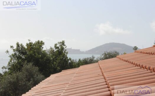 VILLA IN VENDITA FORMIA