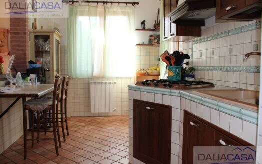 VILLA IN VENDITA FORMIA