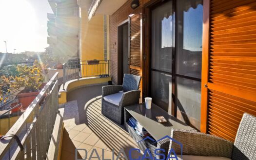 VILLETTA A SCHIERA IN VENDITA FORMIA