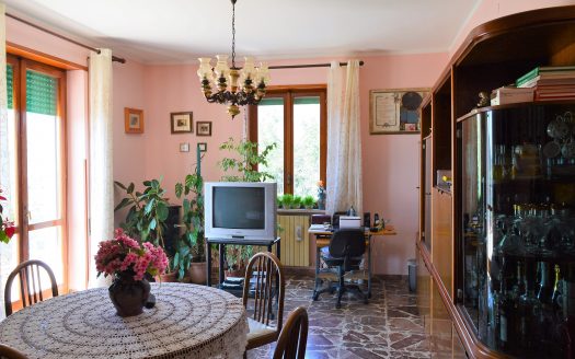 QUADRILOCALE VISTA MARE CON GIARDINO E TERRAZZO